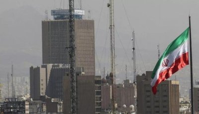 إيران تعلن استهداف مصفاة نفط وخزانات وقود في حيفا ردا على ضرب مستودعاتها