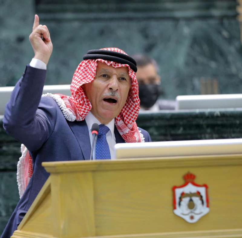 العرموطي لم يسبق أن يسيء وزير لنائب .. وعلى البكار الاعتذار  